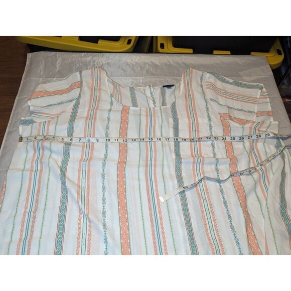 TORRID abbey georgette button back short sleeve blouse size 6 6X Plus Size - Picture 15 of 16